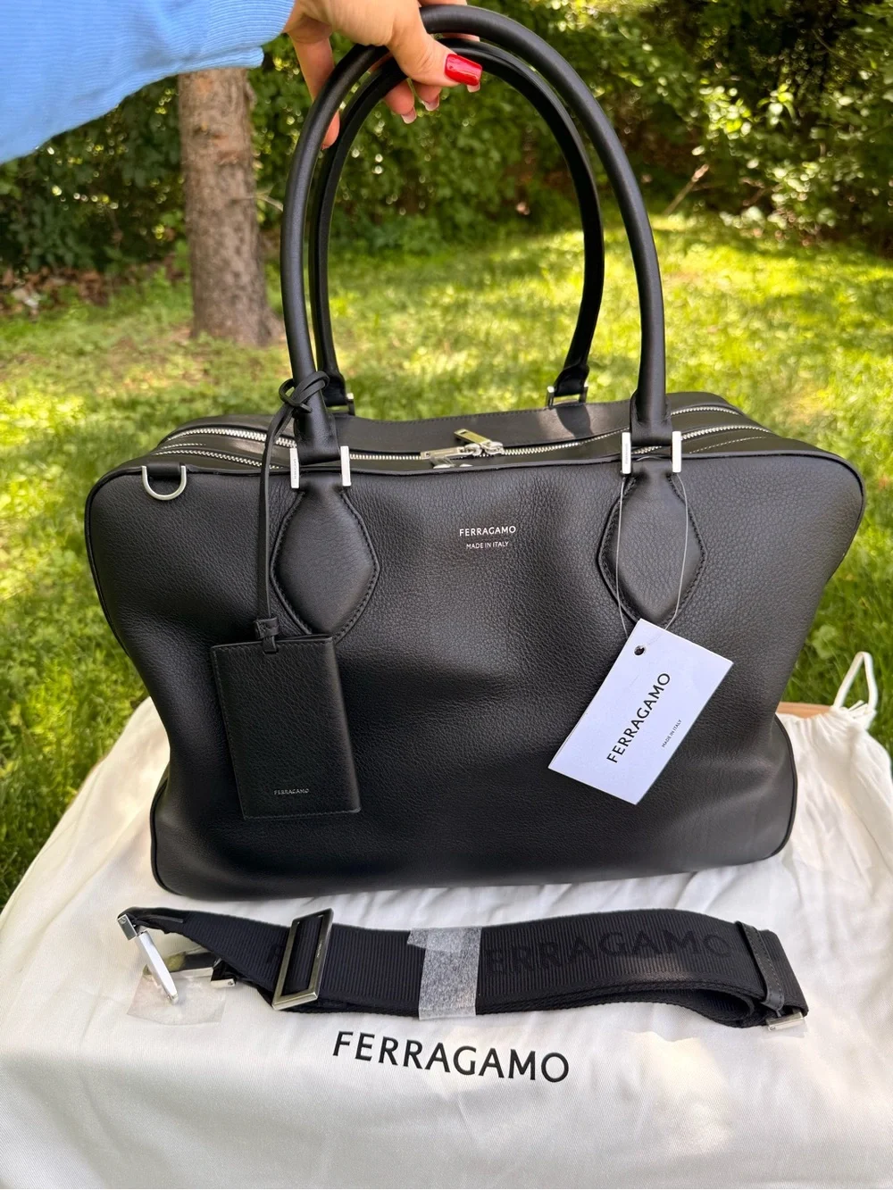 $3300 Ferragamo Star Shaped Leather Tote Briefcase Black Italy STORE DISPLAY